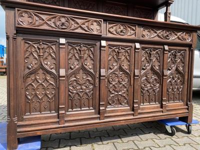 Cabinet  style Gothic - style en Wood, France 19 th century