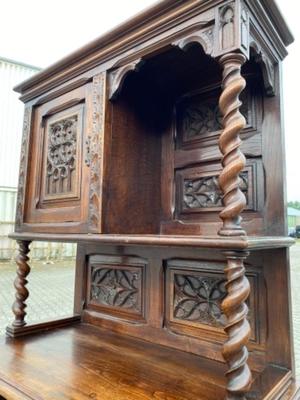 Cabinet  style Gothic - Style en Oak wood, Belgium 19 th century