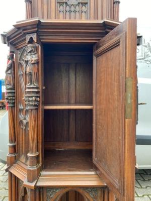 Cabinet  style Gothic - Style en Walnut wood , Paris France 19 th century