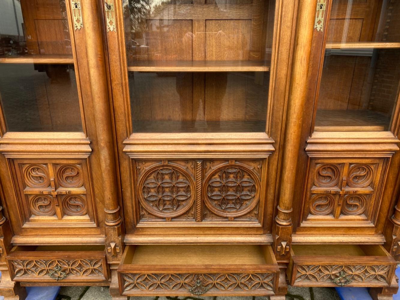 1 Gothic - Style Cabinet / Bookcase