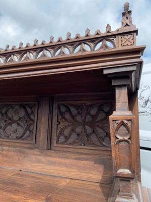 Cabinet / Dresser style Gothic - style en Wood, France 19 th century