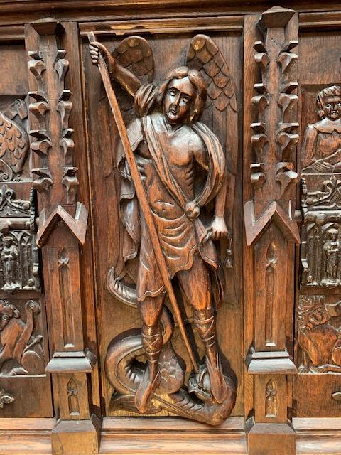 1 Gothic - style Cabinet With Imaginations Of St. Michael & The 4 Evangelists