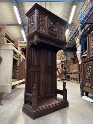 Cabinet With Secred Space style Gothic - Style en Oak wood, France 19 th century