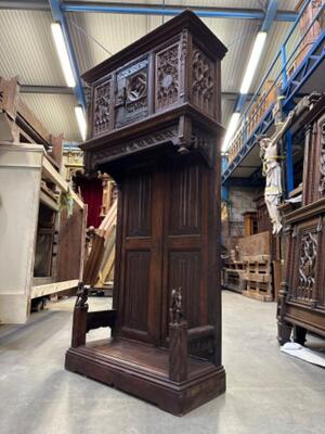 Cabinet With Secred Space style Gothic - Style en Oak wood, France 19 th century