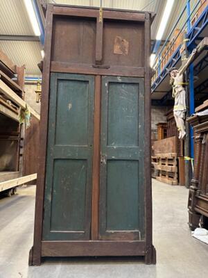 Cabinet With Secred Space style Gothic - Style en Oak wood, France 19 th century