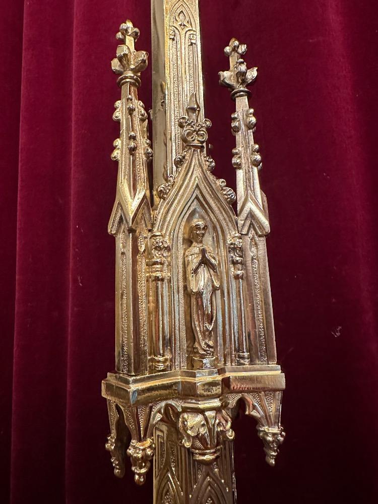 1 Gothic - style Candle Holder Measures Without Pin