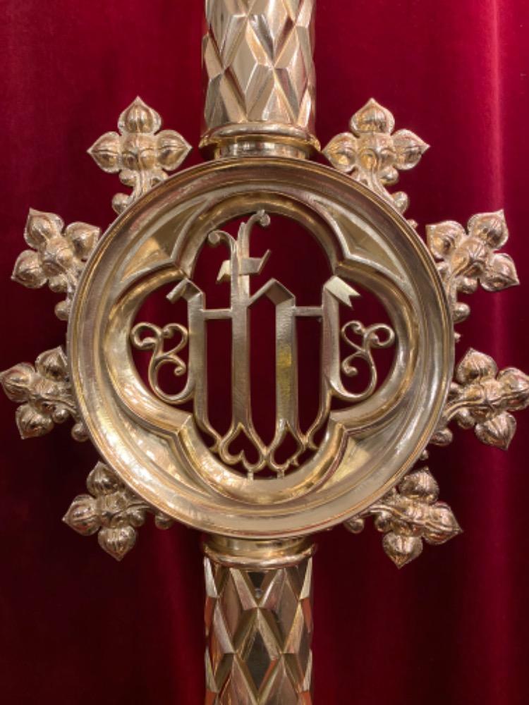 1 Gothic - style Candle Holder Measures Without Pin