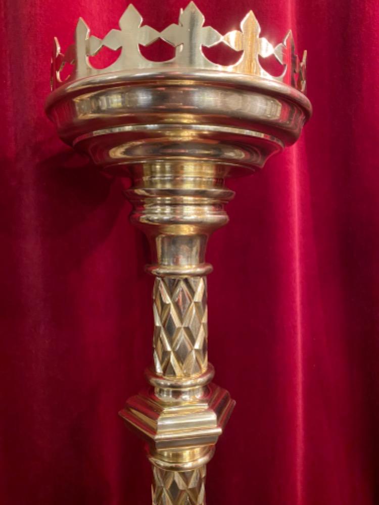 1 Gothic - style Candle Holder Measures Without Pin