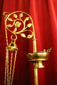 Censor - Stand Complete. Censer And Boat Incl Spoon. Slice Base 30 Cm. style Gothic - style en Brass / Bronze, Belgium 19th century