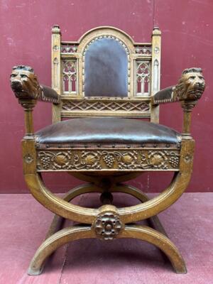 Chair style Gothic - Style en Oak wood, Belgium  19 th century ( Anno 1885 )