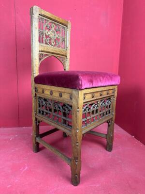 Chair style Gothic - Style en Oak Wood / Red Velvet, Belgium  19 th century ( Anno 1885 )