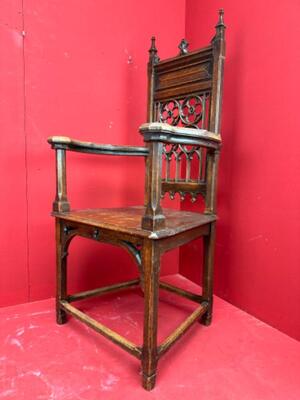 Chair style Gothic - Style en Oak wood, France 19 th century ( Anno 1885 )