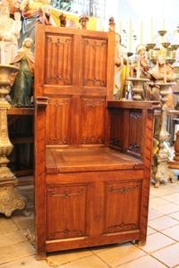 Chair  style Gothic - Style en Oak wood, Belgium 19th century