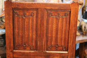 Chair  style Gothic - Style en Oak wood, Belgium 19th century