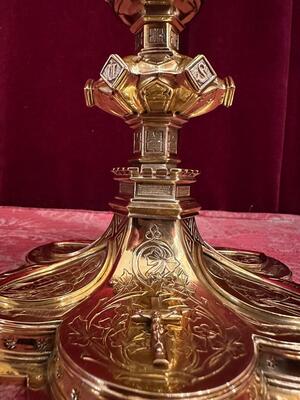 Chalice style Gothic - Style en Silver / Gilt / Polished and Varnished , Belgium  19 th century