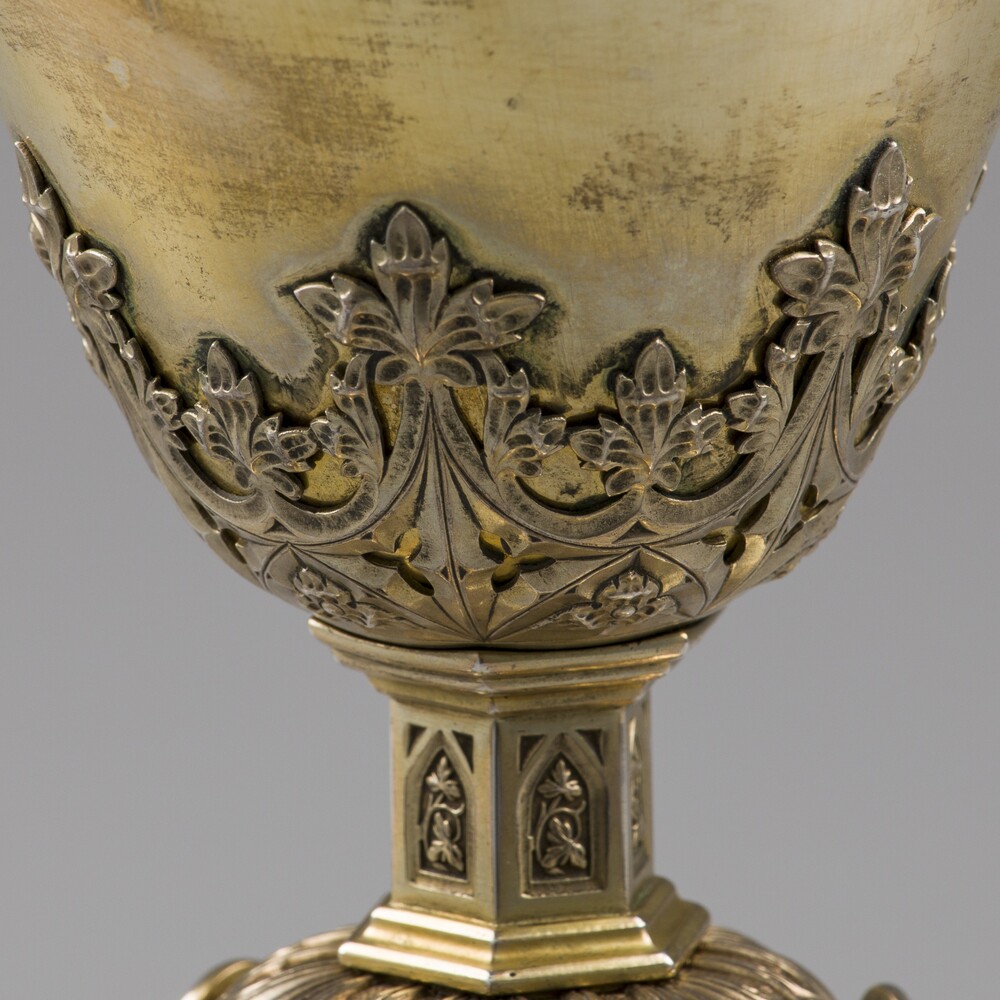 1 Gothic - Style Chalice By :  Billaux-Grossé