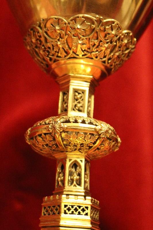 1 Gothic - style Chalice With Original Paten And Spoon All Silver