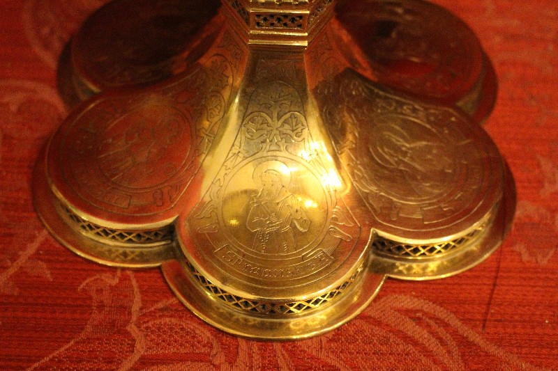 1 Gothic - style Chalice With Original Paten And Spoon All Silver