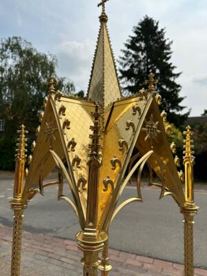 Chapel style Gothic - Style en Brass / Bronze / Polished and Varnished, Belgium  19 th century ( Anno 1885 )