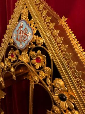 Chapel style Gothic - Style en Brass / Bronze / Gilt / Stones / Enamel, France 19 th century ( Anno 1885 )