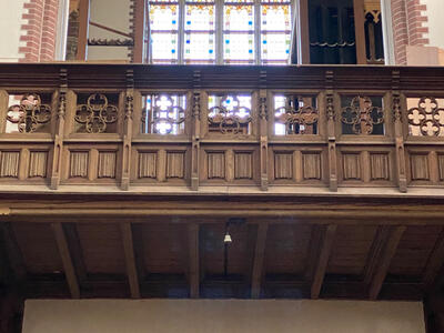 Choir Railing Expected ! style Gothic - style en Oak wood, Netherlands  19 th century ( Anno 1910 )