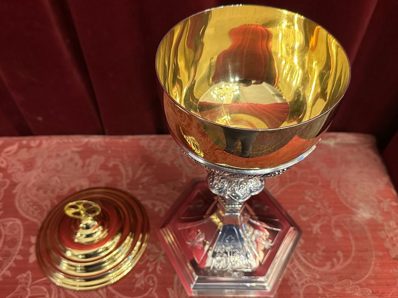 1 Gothic - Style Ciborium