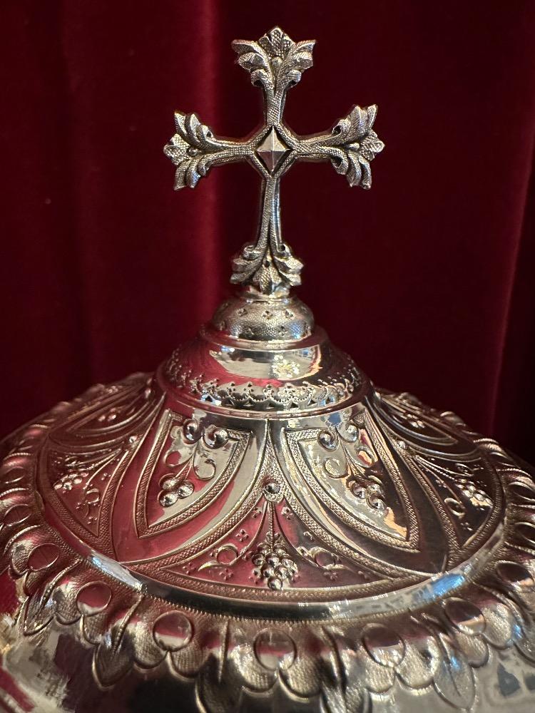 1 Gothic - Style Ciborium