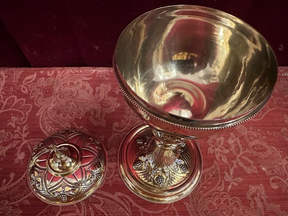 1 Gothic - Style Ciborium