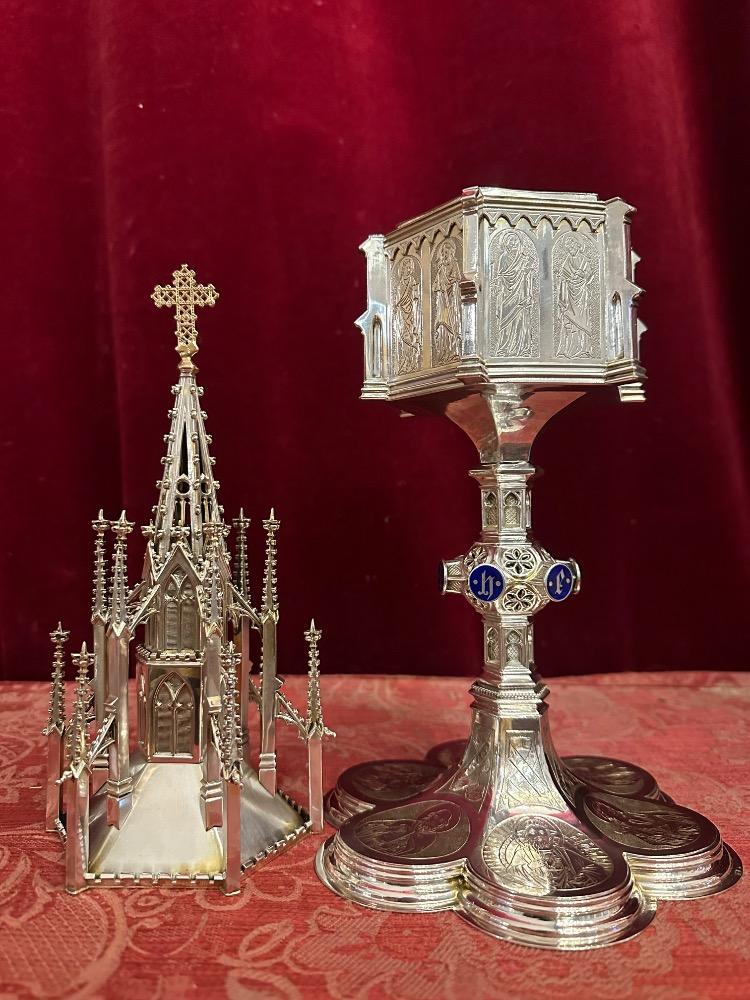 1 Gothic - Style Ciborium