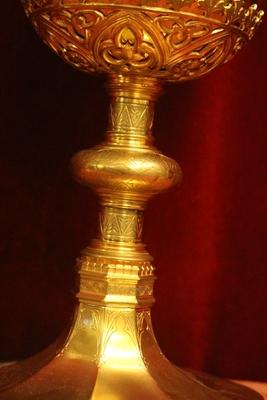 Ciborium style Gothic - style en Brass Gilt / Full silver Cuppa, Belgium 19th century