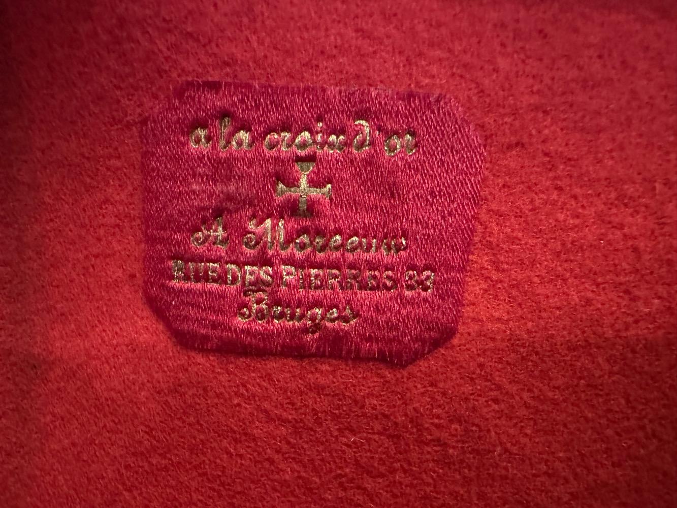 1 Gothic - Style Ciborium With Original Case. By : La Croix D'Or Bruges Silversmith