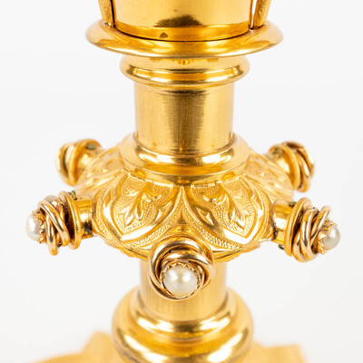 Cillinder Monstrance  style Gothic - style en Brass / Bronze / Gilt / Pearls / Glass, Belgium  19 th century