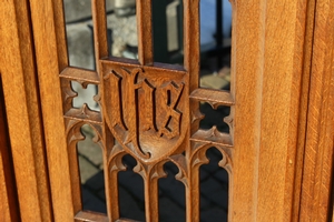 Communion - Kneeler style Gothic - style en Oak wood, Belgium 19th century