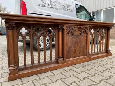 Communion Rail style Gothic - style en Oak wood, Belgium 19 th century