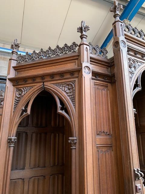 1 Gothic - style Confessional