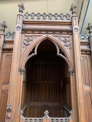 Confessional style Gothic - style en Oak wood, Belgium 19th century