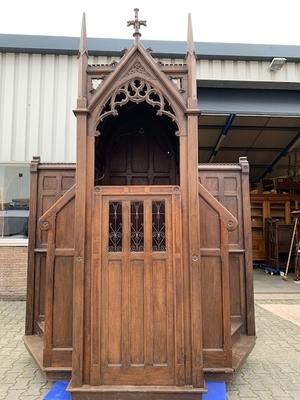 Confessional style Gothic - style en Oak wood, Belgium 19th century