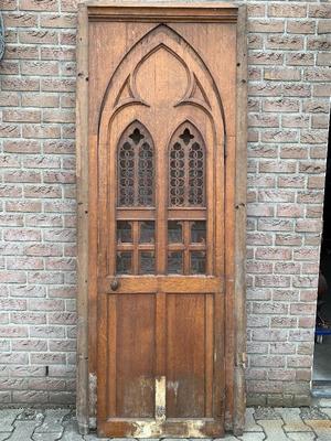 Confessional Door With Frame style Gothic - Style en Oak Wood, Belgium 19th century