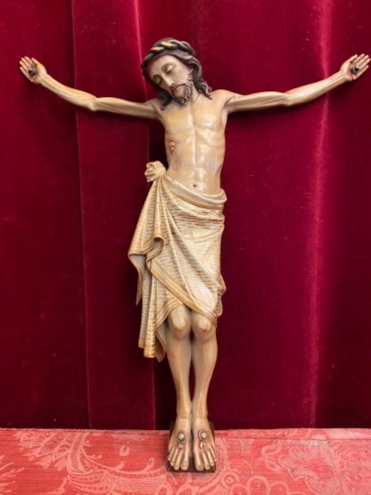 1 Gothic - Style Corpus Christi