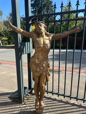 1 Gothic - Style Corpus Christi Suitable For Outdoor Use !