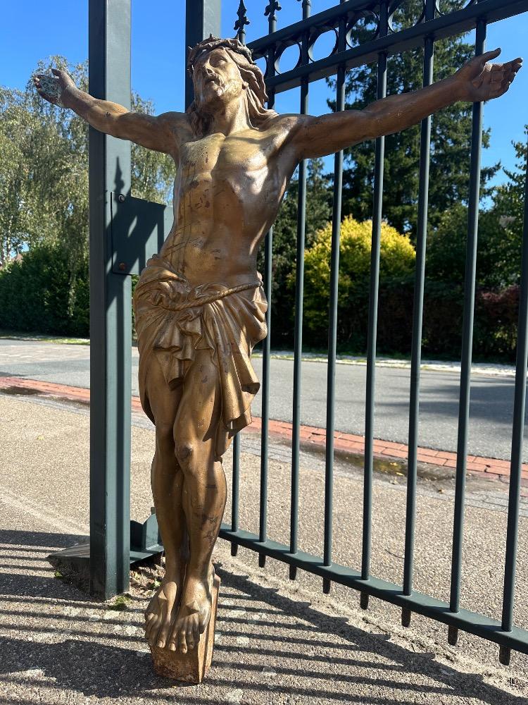 1 Gothic - Style Corpus Christi Suitable For Outdoor Use !