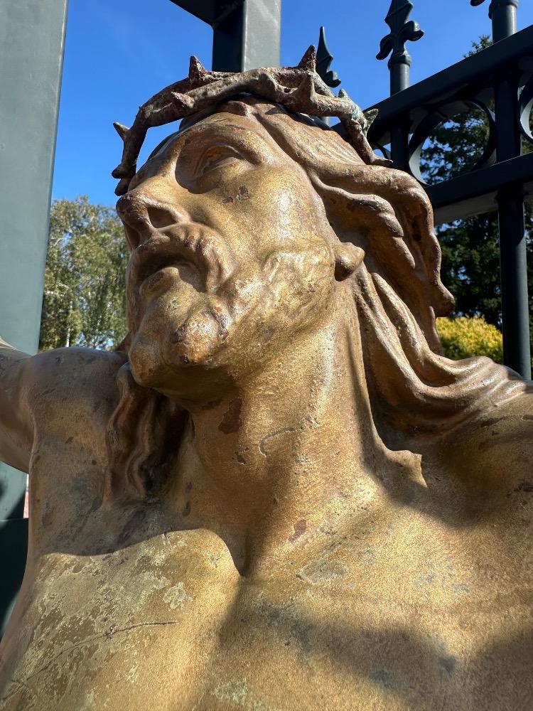 1 Gothic - Style Corpus Christi Suitable For Outdoor Use !