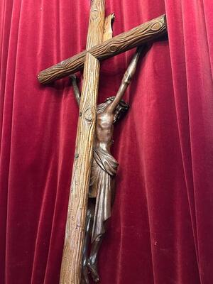 Corpus With Cross style Gothic - Style en Hand - Carved Wood Oak, Belgium  19 th century