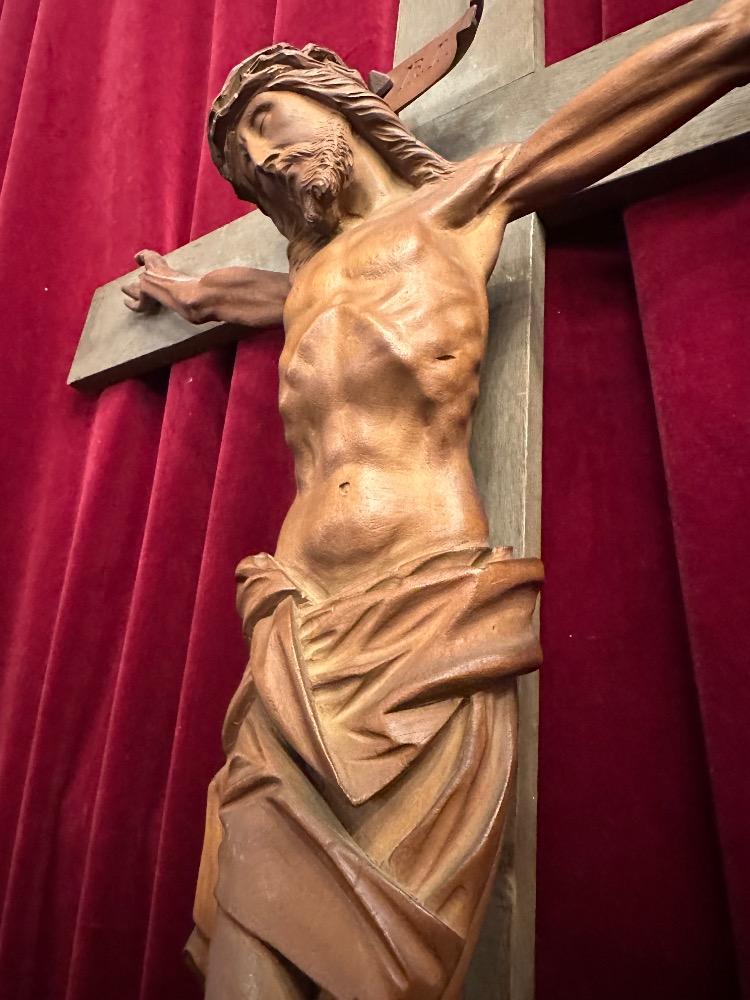 1 Gothic - Style Corpus With Cross