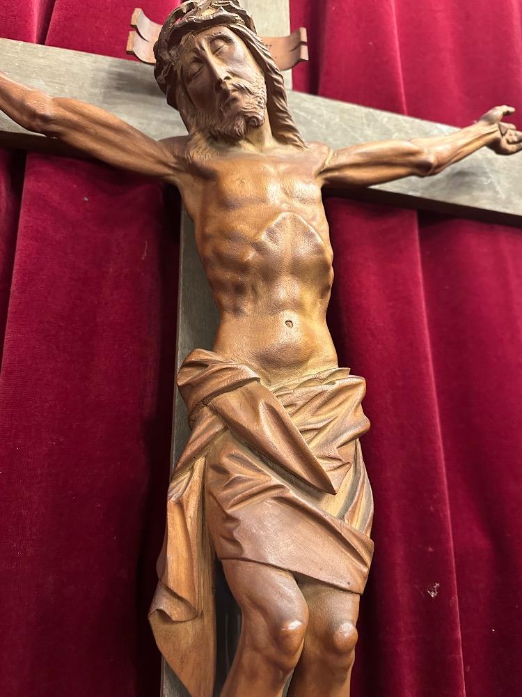 1 Gothic - Style Corpus With Cross