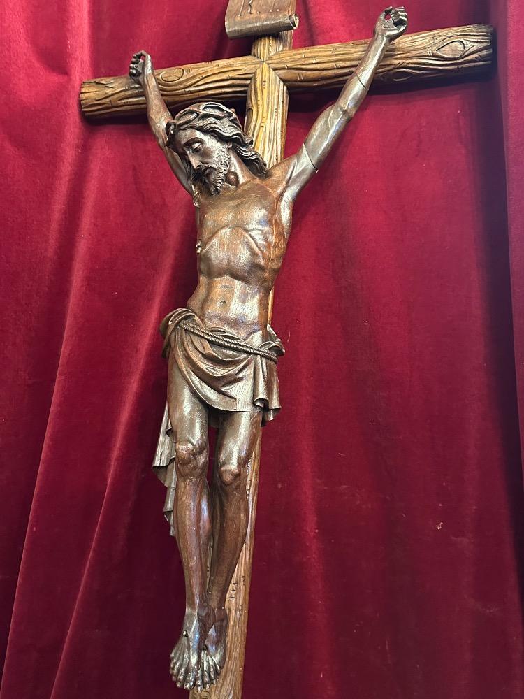 1 Gothic - Style Corpus With Cross