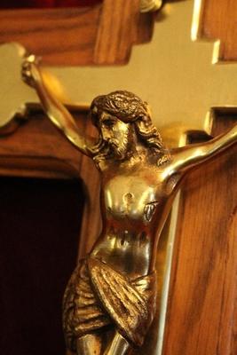 Cross + Corpus style Gothic - style en Bronze /  Wood, Belgium 19th century