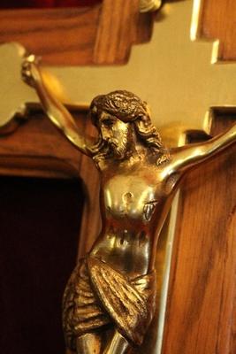 Cross + Corpus style Gothic - style en Bronze /  Wood, Belgium 19th century