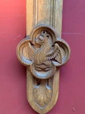 Cross With Corpus style Gothic - style en hand-carved wood Oak, Belgium 19th century