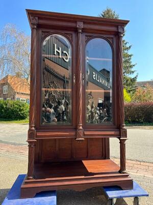 Cabinet style Gothic - Style / Cut - Glass en Walnut wood , France 19 th century